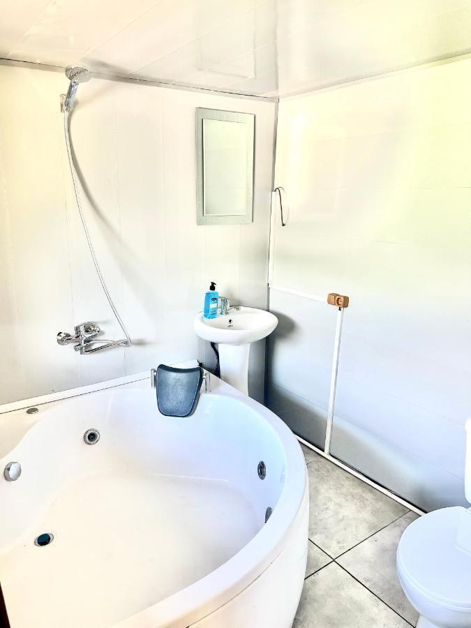 Mtirala Glamping Hotel Chakvistavi Eksteriør billede