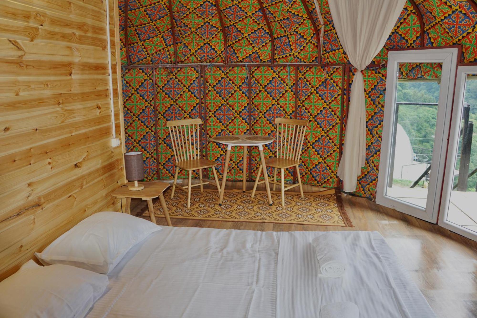 Mtirala Glamping Hotel Chakvistavi Eksteriør billede