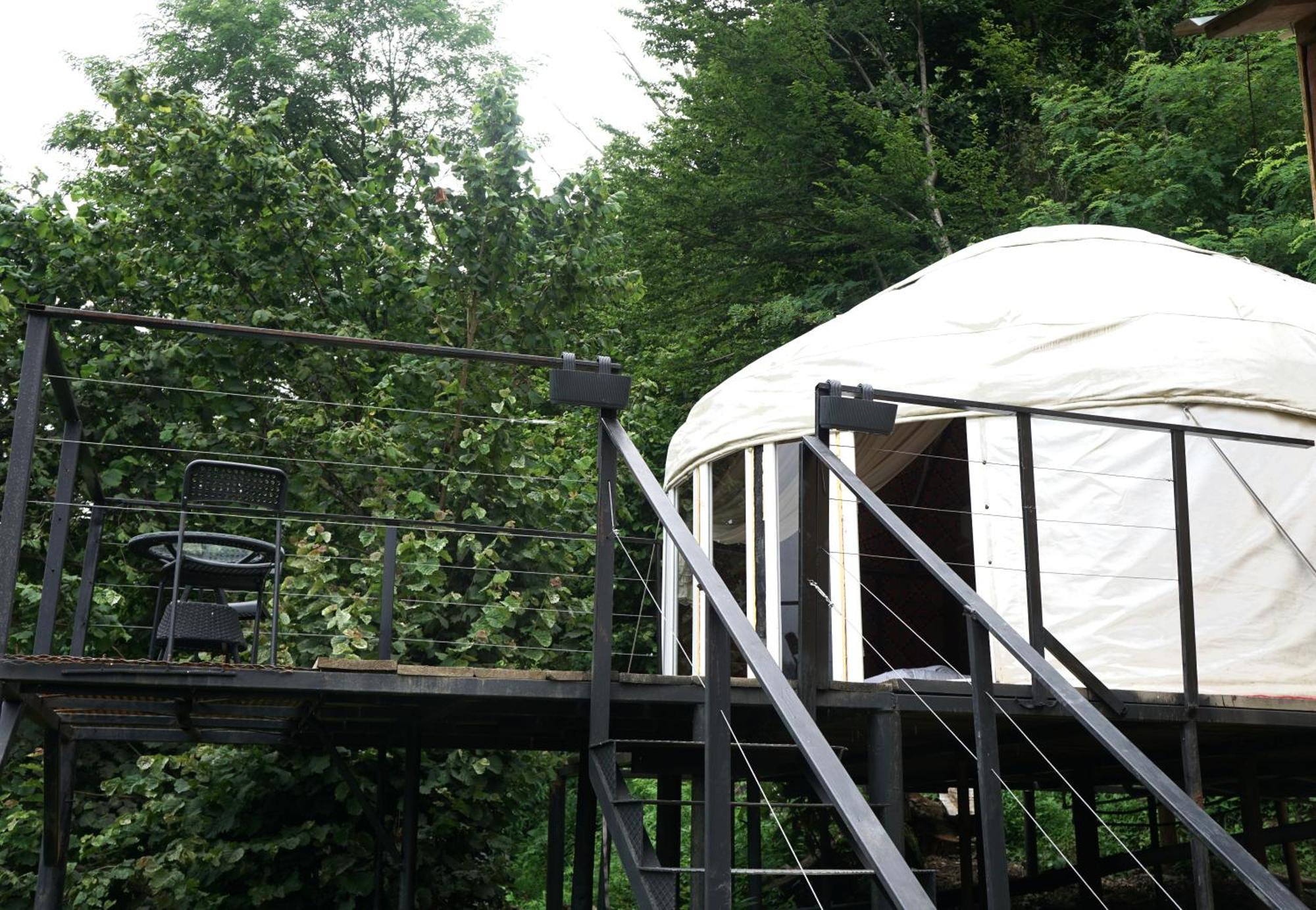 Mtirala Glamping Hotel Chakvistavi Eksteriør billede